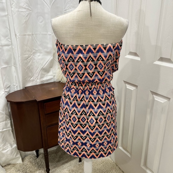 Strapless printed mini dress in Large - Picture 4 of 5
